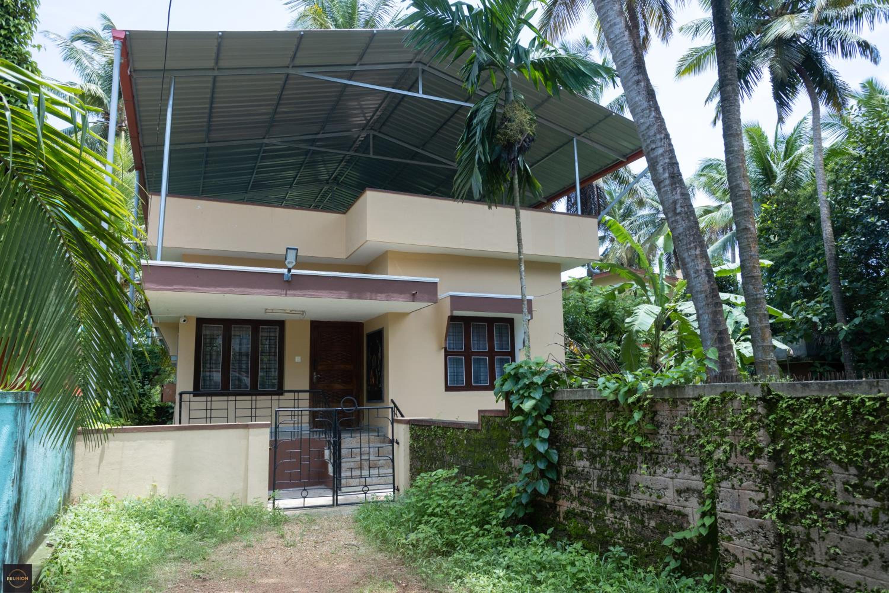 Reunion Regal Villa