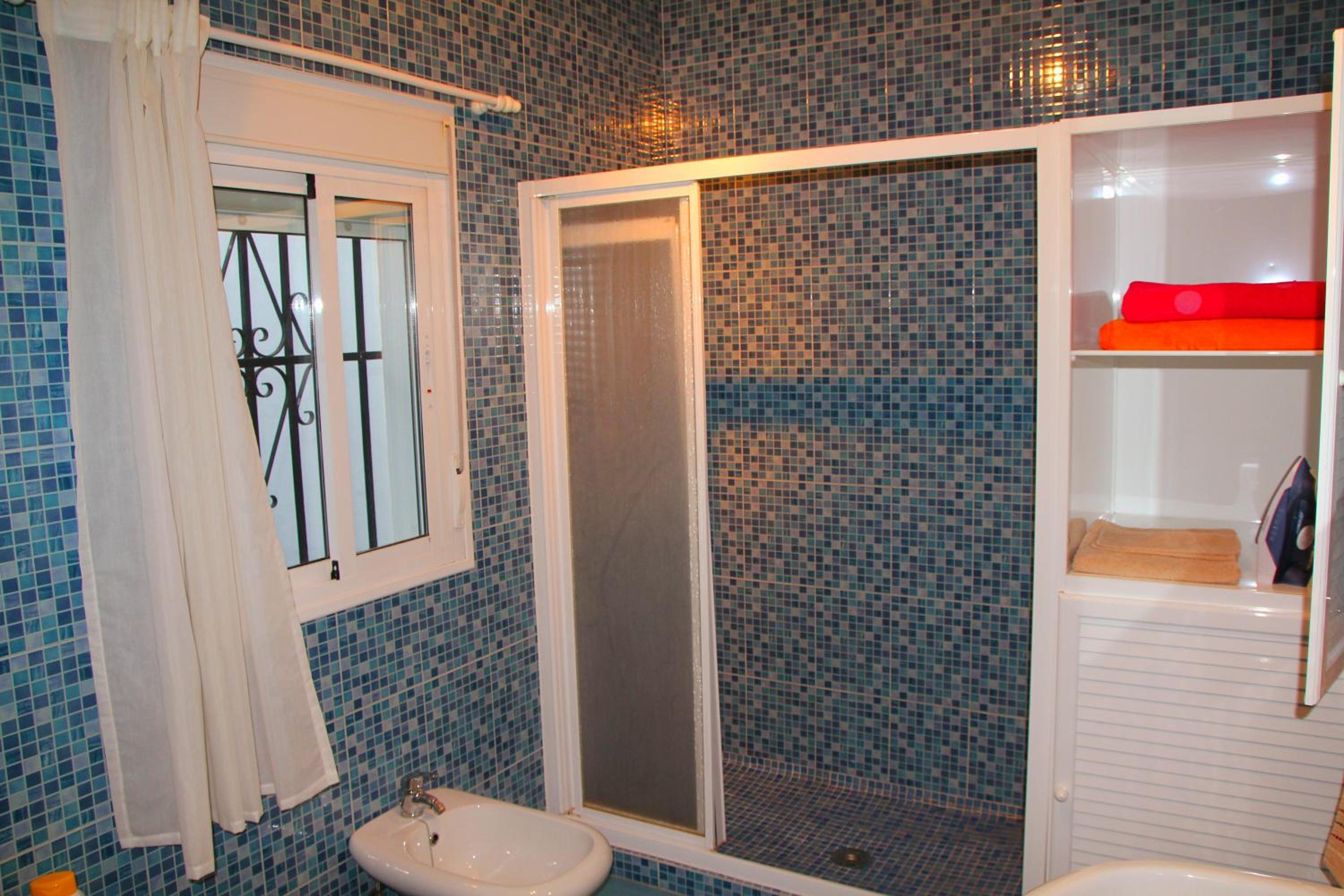 Villa Ahumor Apartamento entero 20 m Sevilla -6pax view 3
