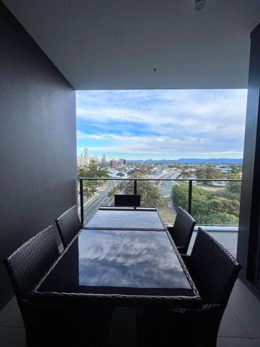 Waterview Two Bedrooms Home & Free Parking