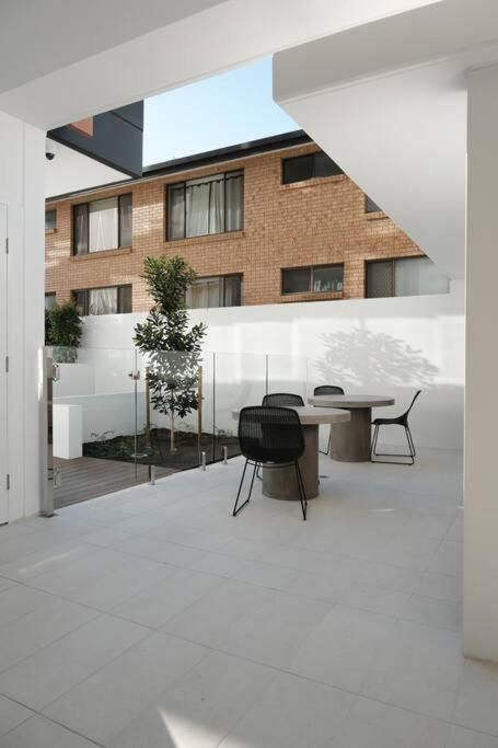 Waterview Two Bedrooms Home & Free Parking