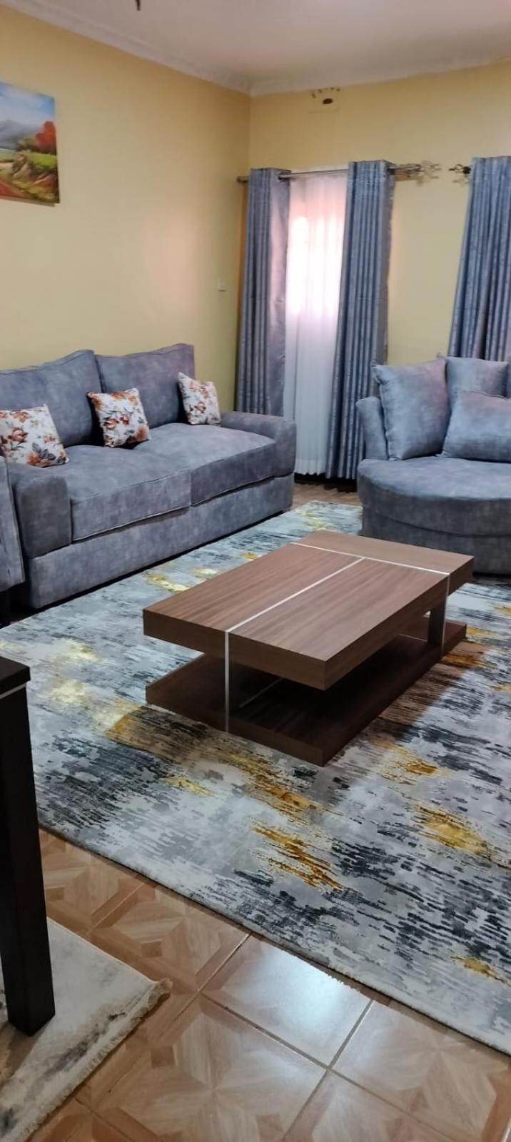 Happy Trails Holiday Home-Nanyuki