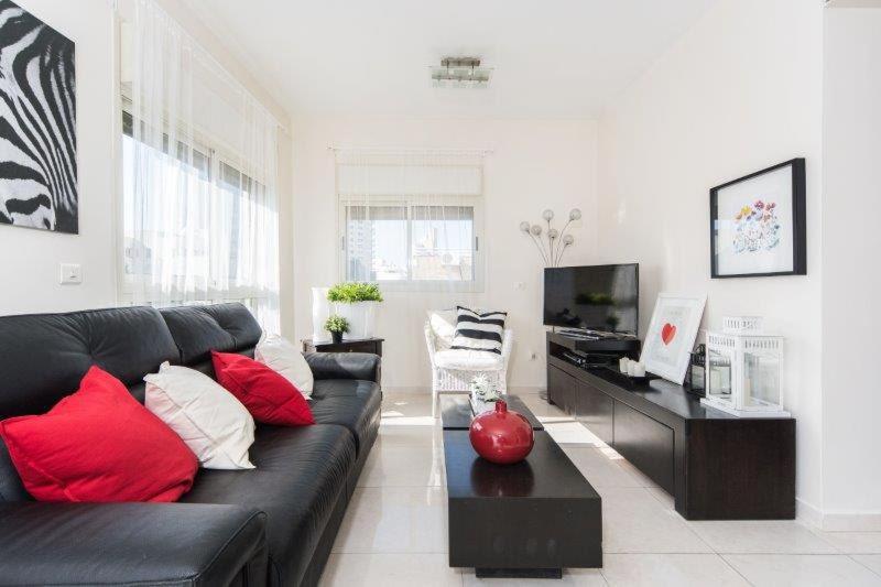 Mamad Spacious Duplex with Terrace From the Beach