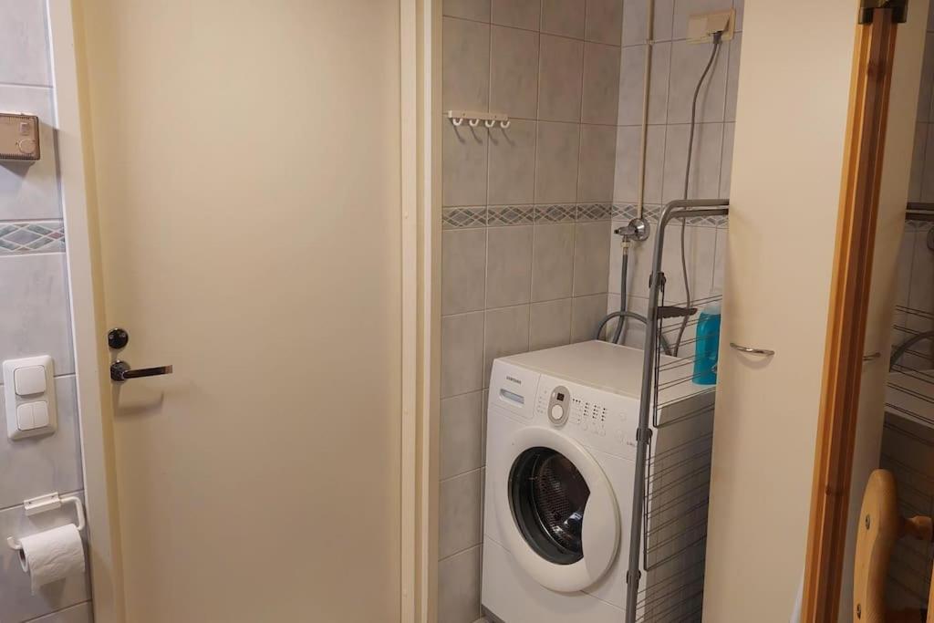 Top location apartment with balcony and sauna Kotimaailma Apartments