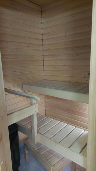 Top location apartment with balcony and sauna Kotimaailma Apartments