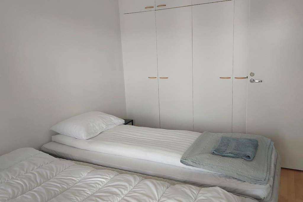 Top location apartment with balcony and sauna Kotimaailma Apartments