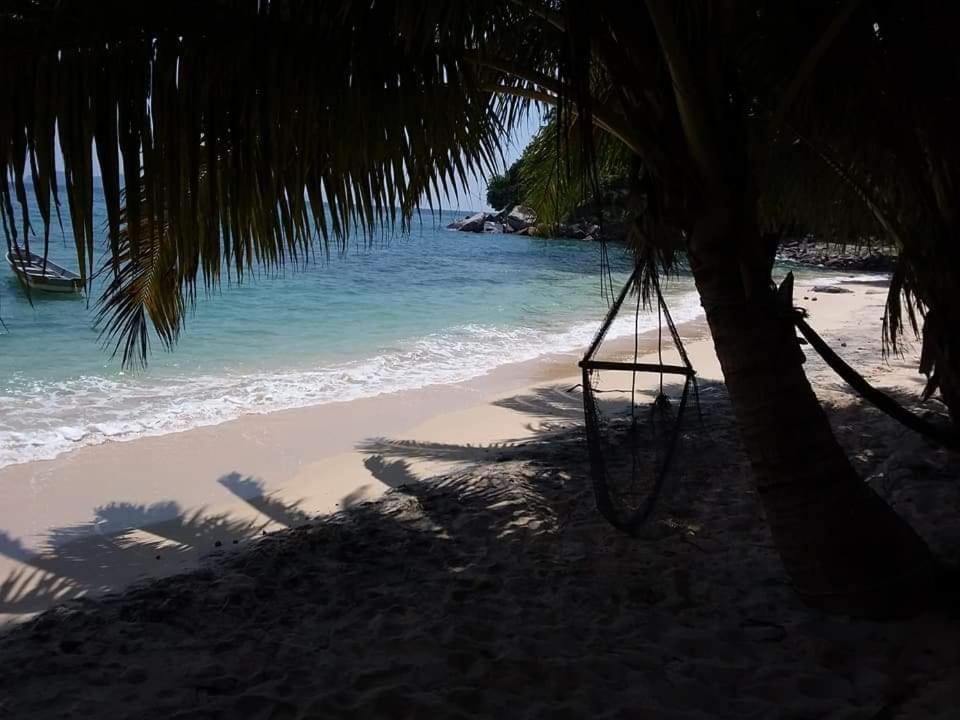 Ella's Place Salang Tioman