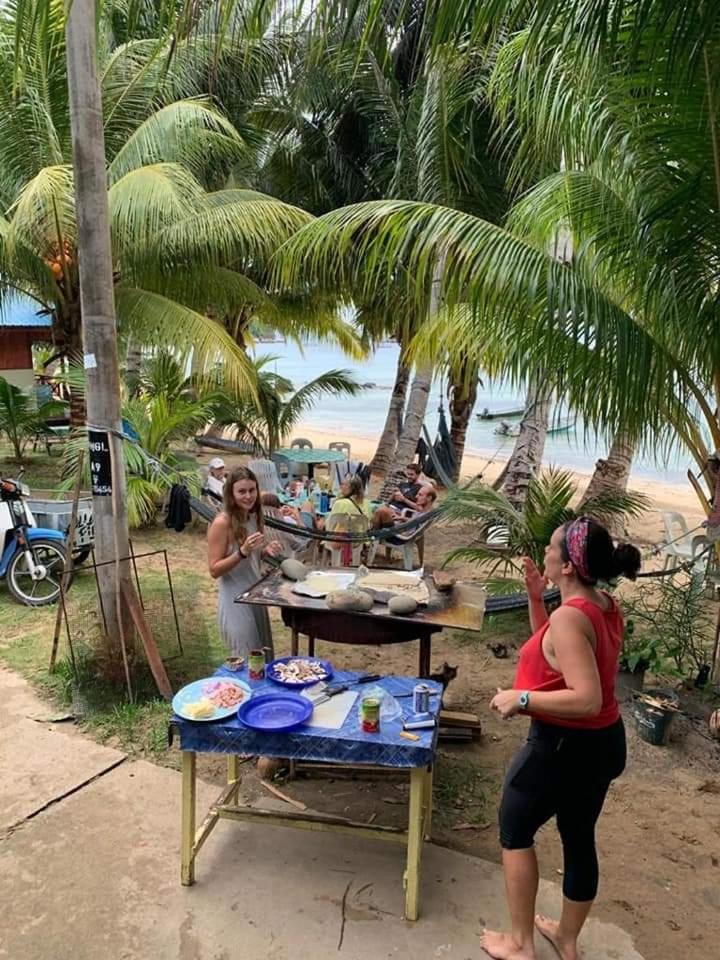 Ella's Place Salang Tioman