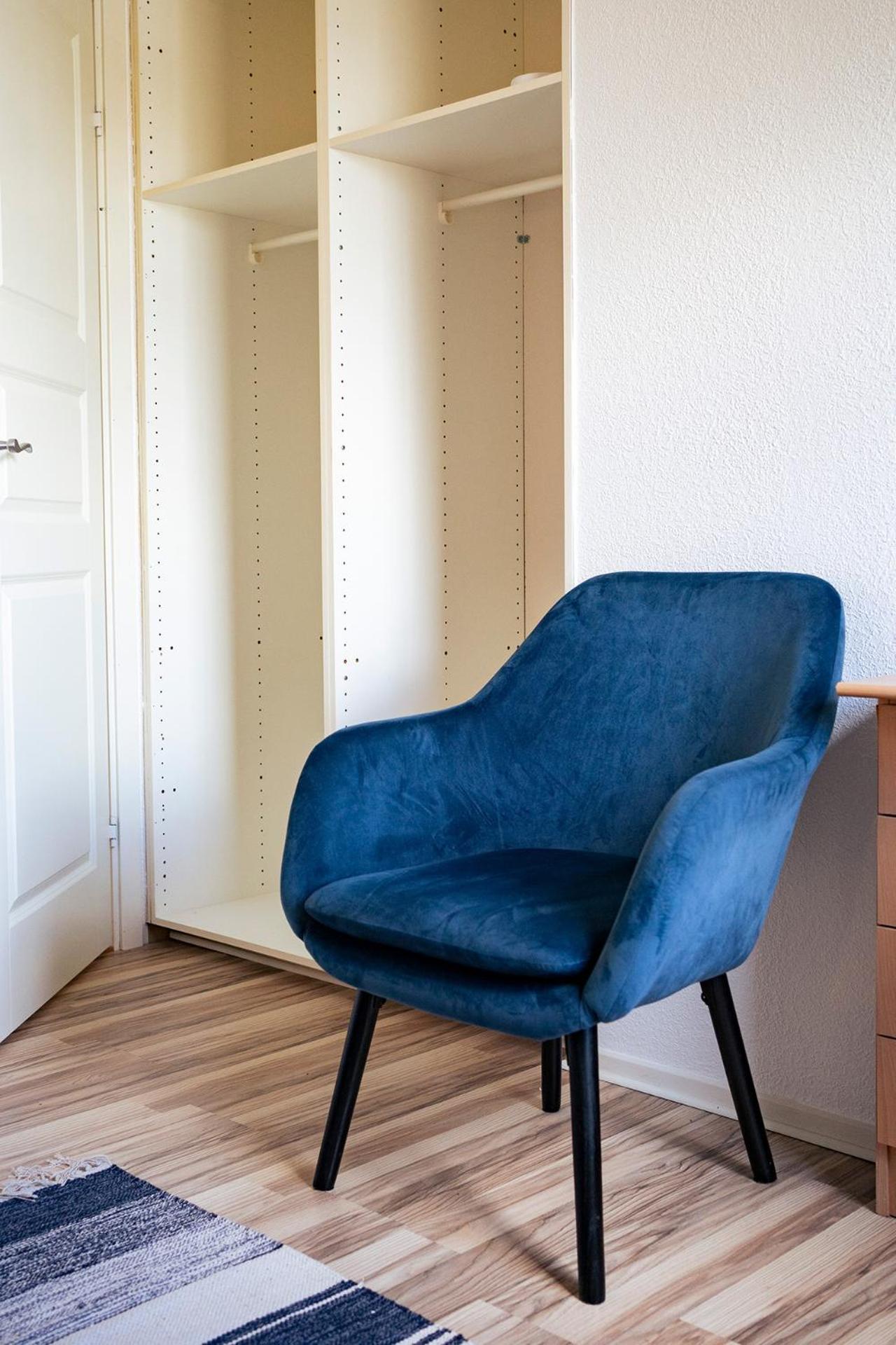 Rymligt radhus med trädgård & parkering