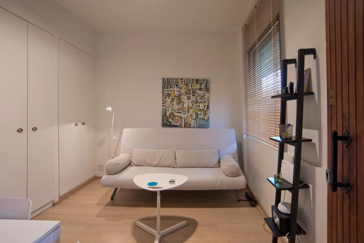 Cozy and Modern Studio Next to the Sea photo 2