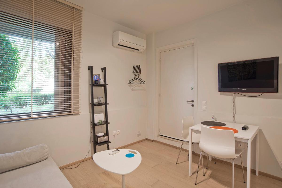 Cozy and Modern Studio Next to the Sea photo 4