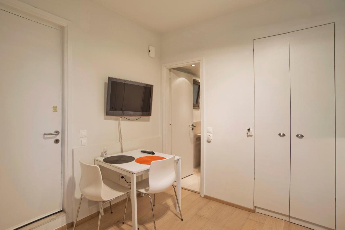 Cozy and Modern Studio Next to the Sea photo 5