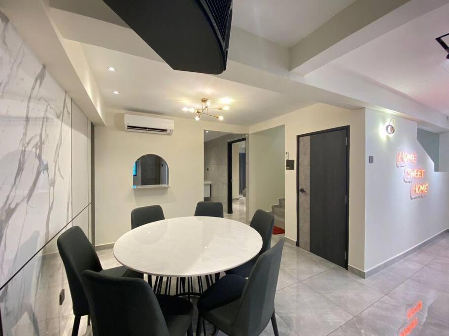 Brand New Premium House & Karaoke @BM Near Iconcity