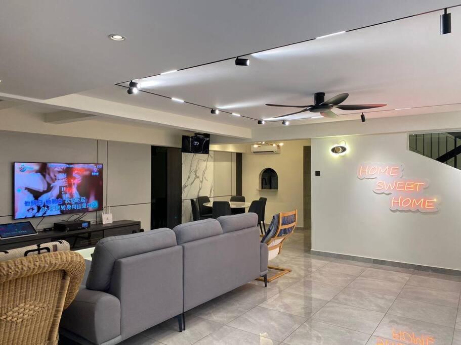 Brand New Premium House & Karaoke @BM Near Iconcity