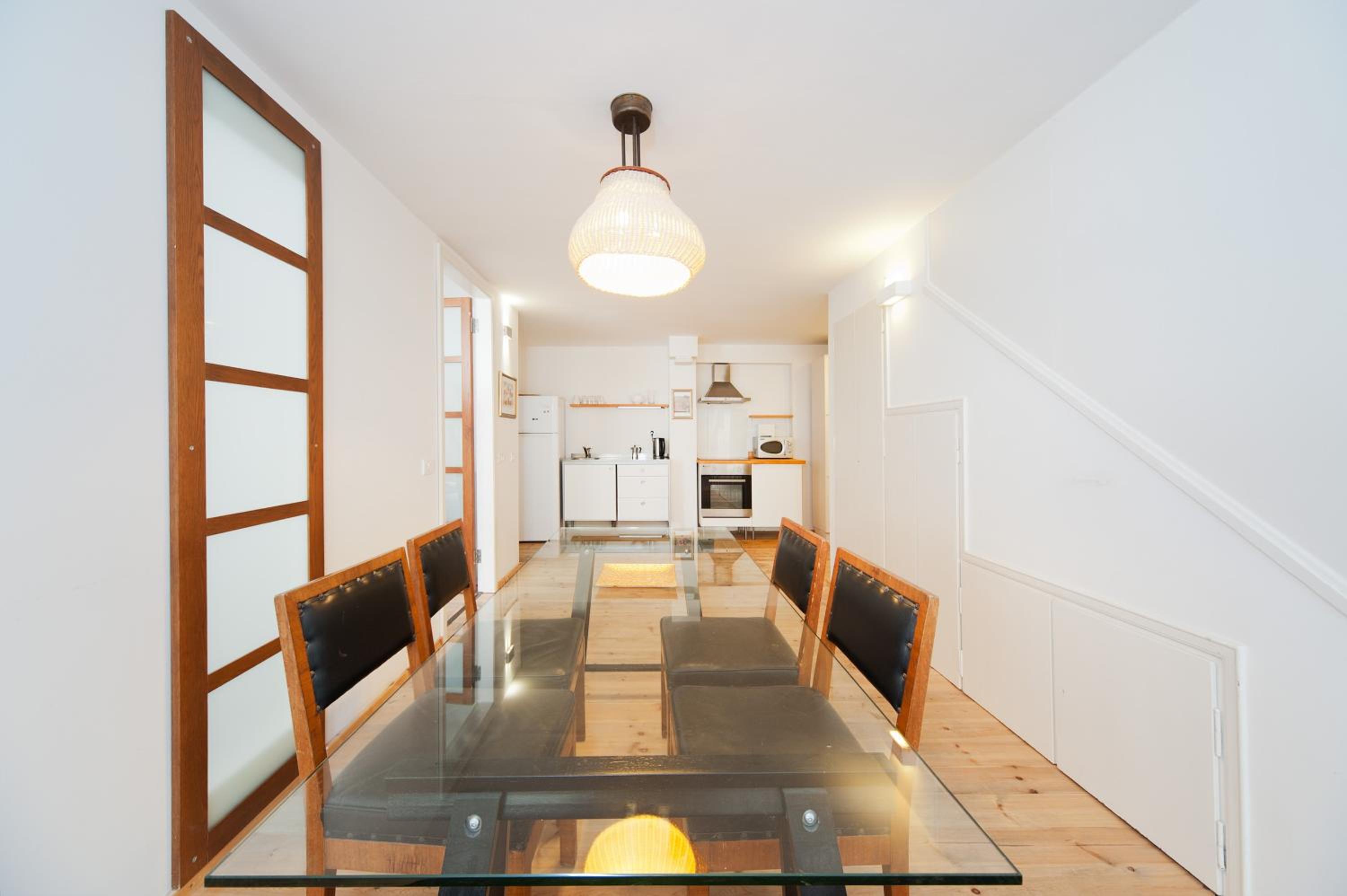 Stylish Apt w Charming Balcony in the Very Center view 5