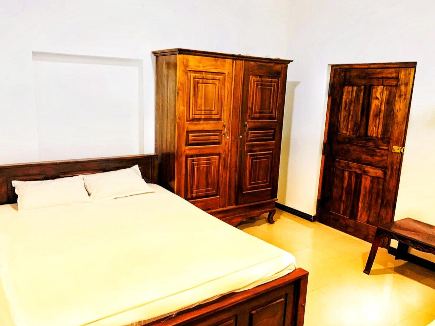 Thanamal-villa