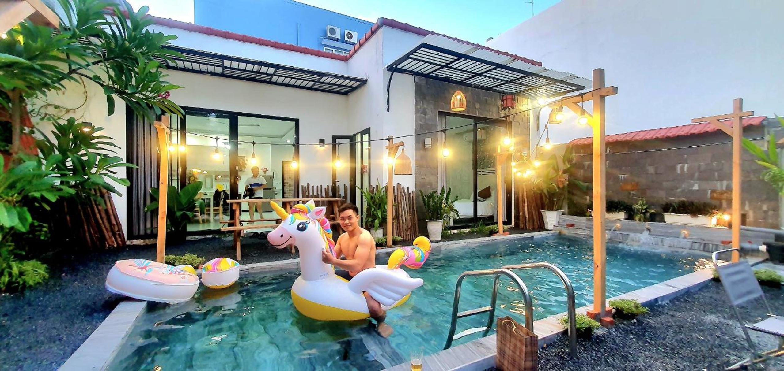 Villa 68 4BR FREE PICK-UP AIRPORT & BILLIARDS CLOSE TO MY KHE BEACH