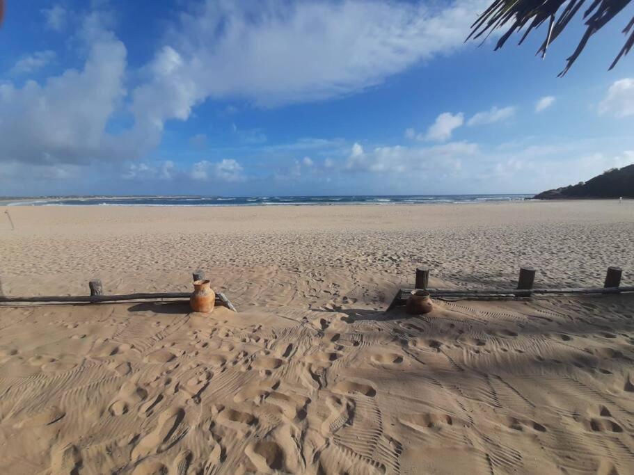 Dhow Blue * Tofo Beach view 2