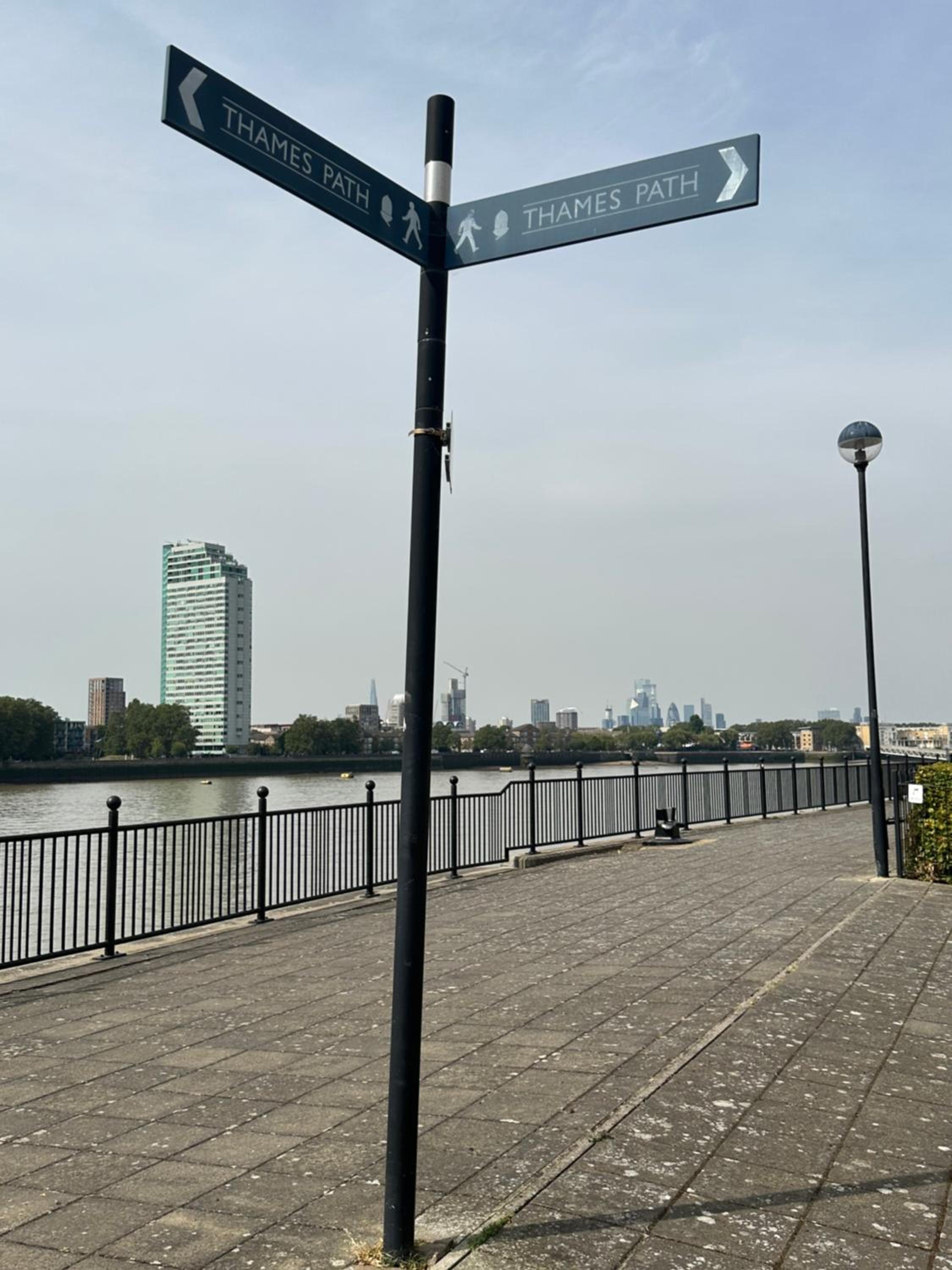 River views from Canary Wharf