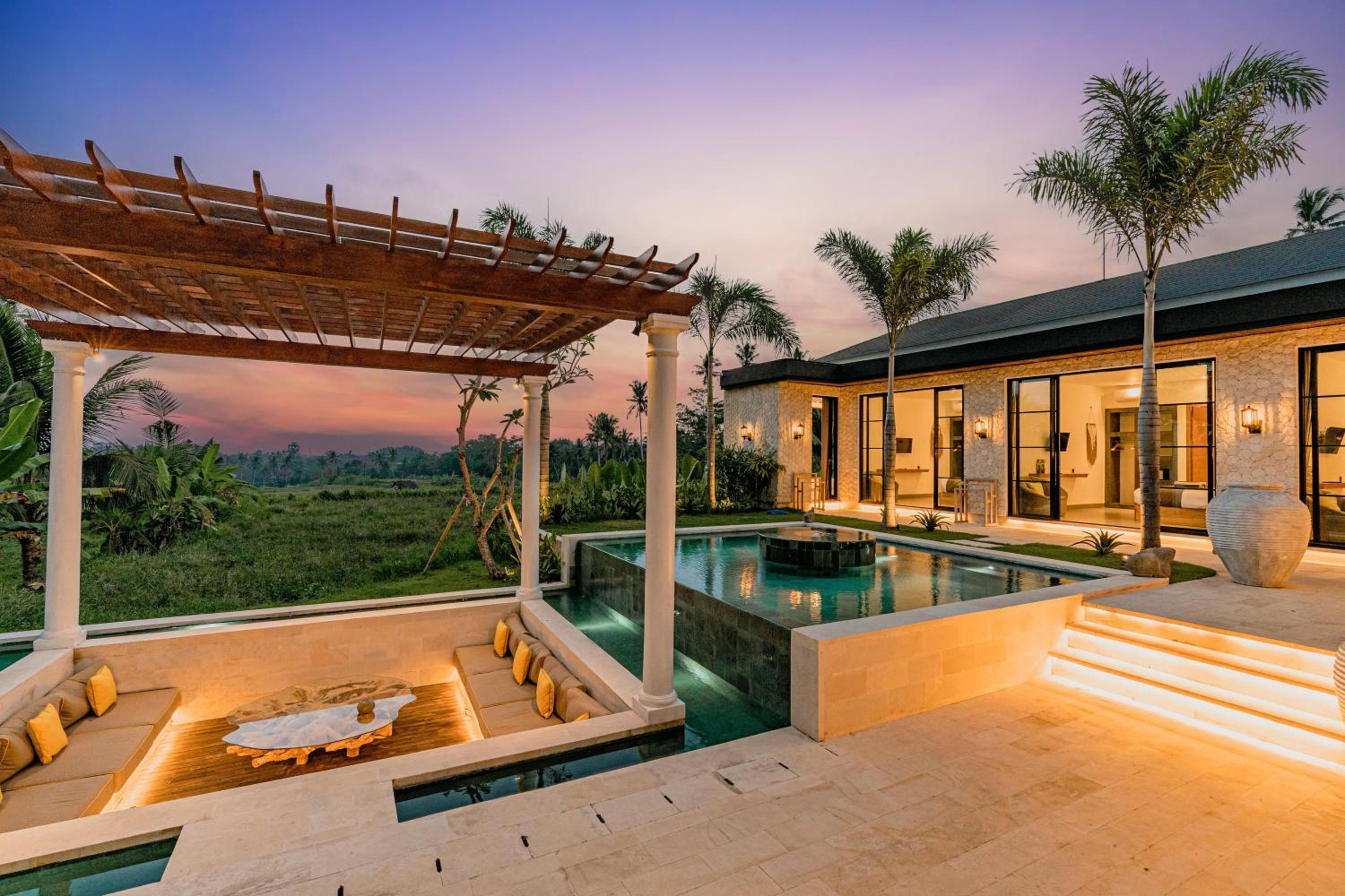 Brand NEW 6BR Villa Amazing VIEWS view 5