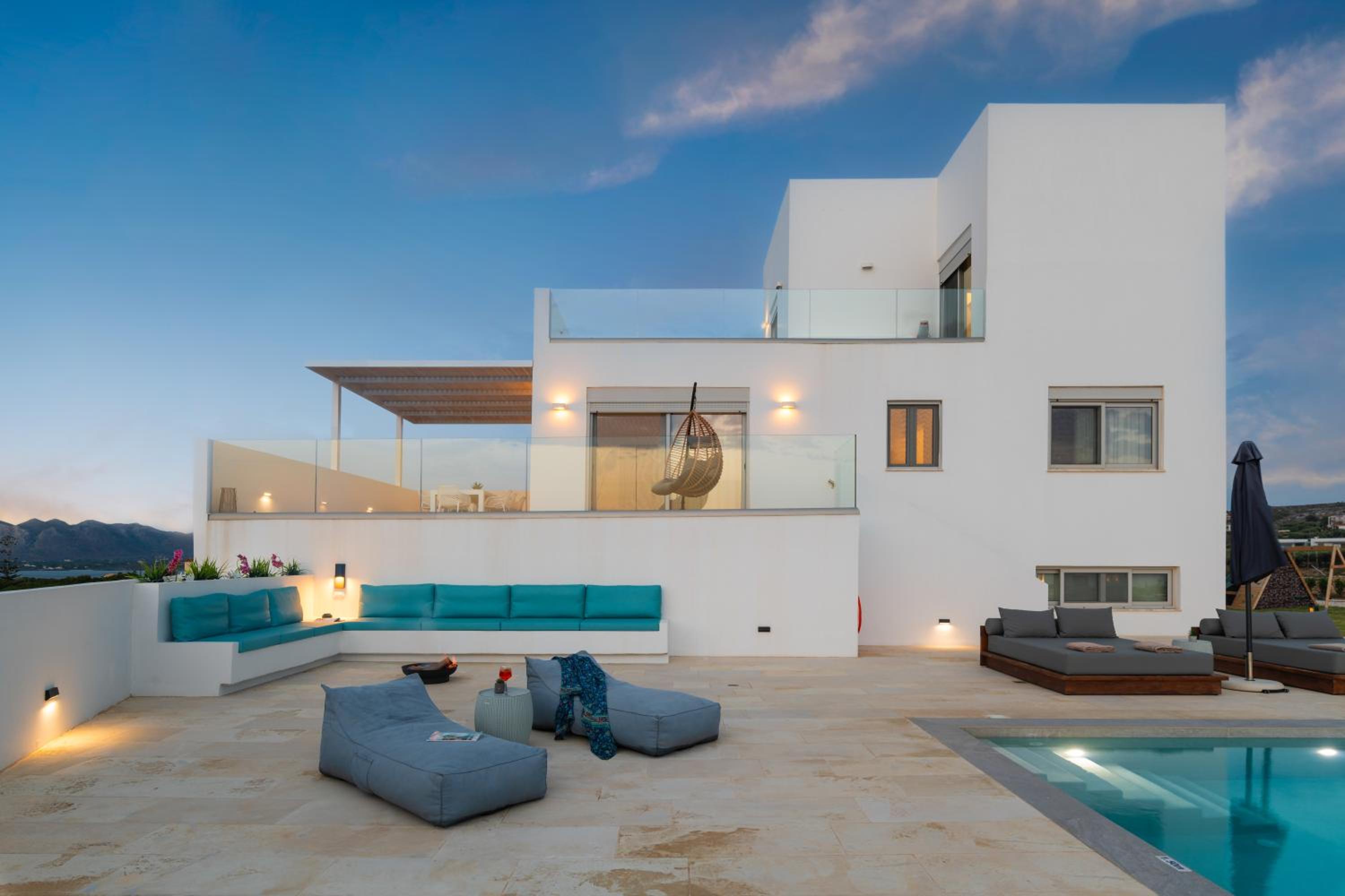 Tholaria Villa