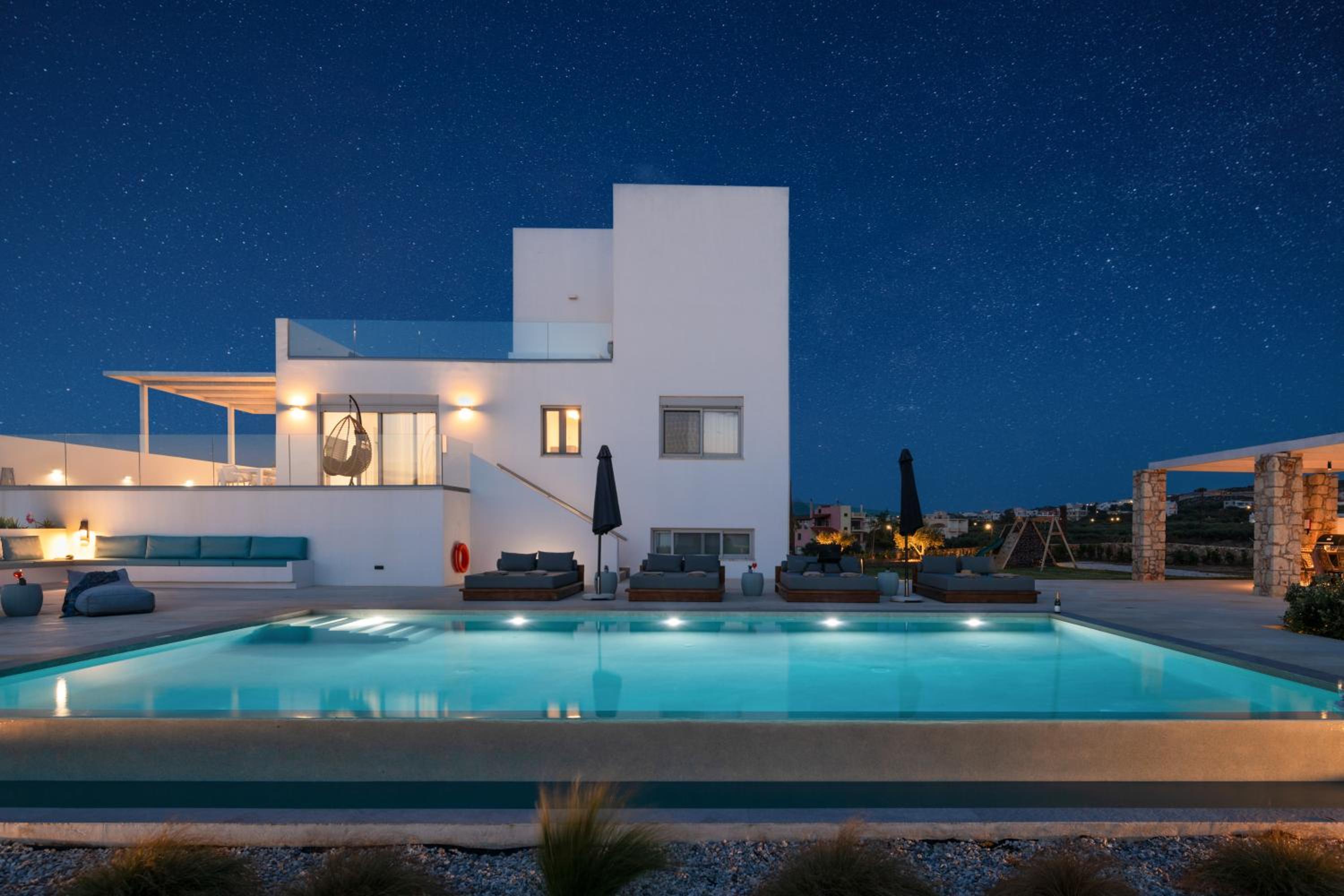 Tholaria Villa