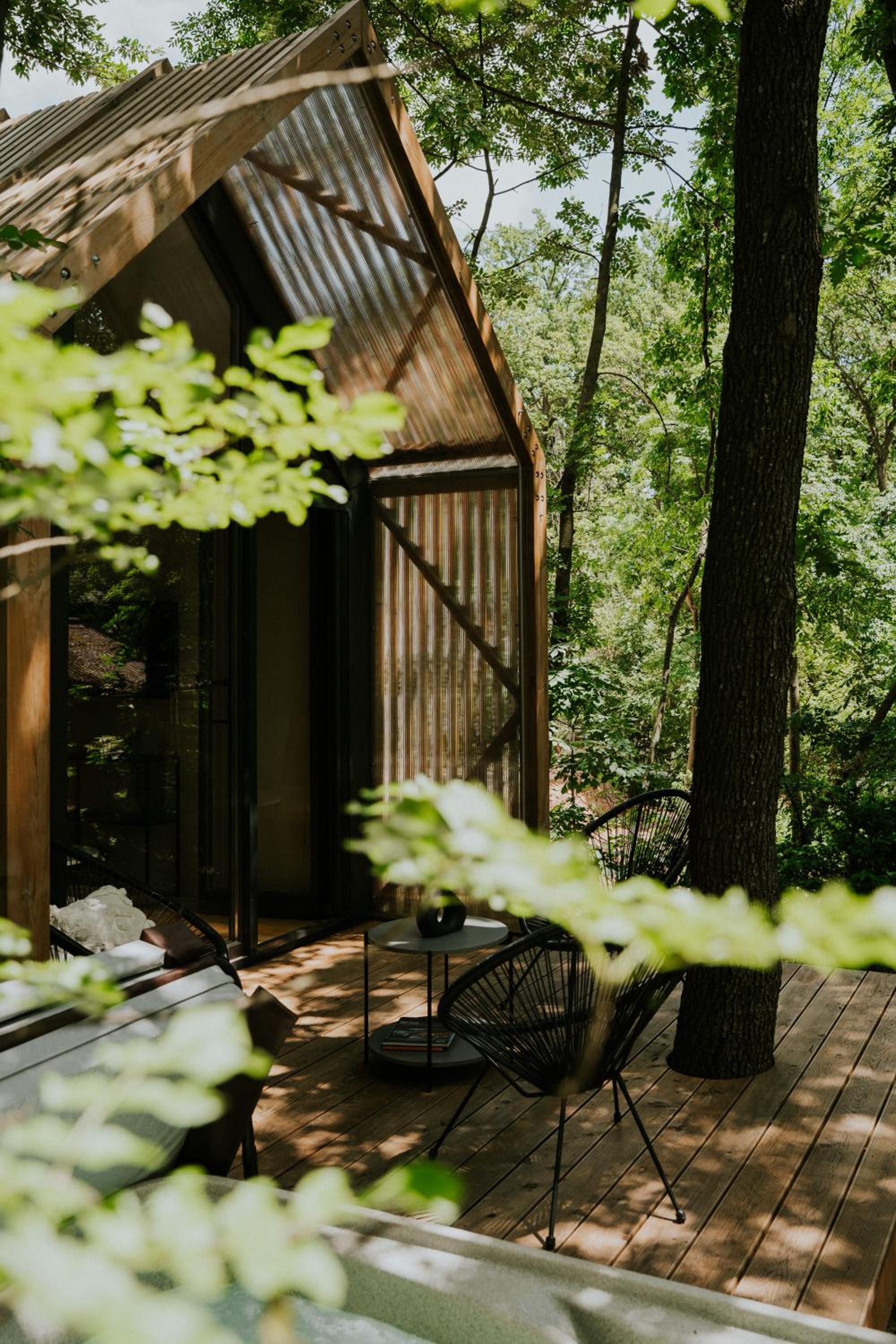 Slowood Cabins