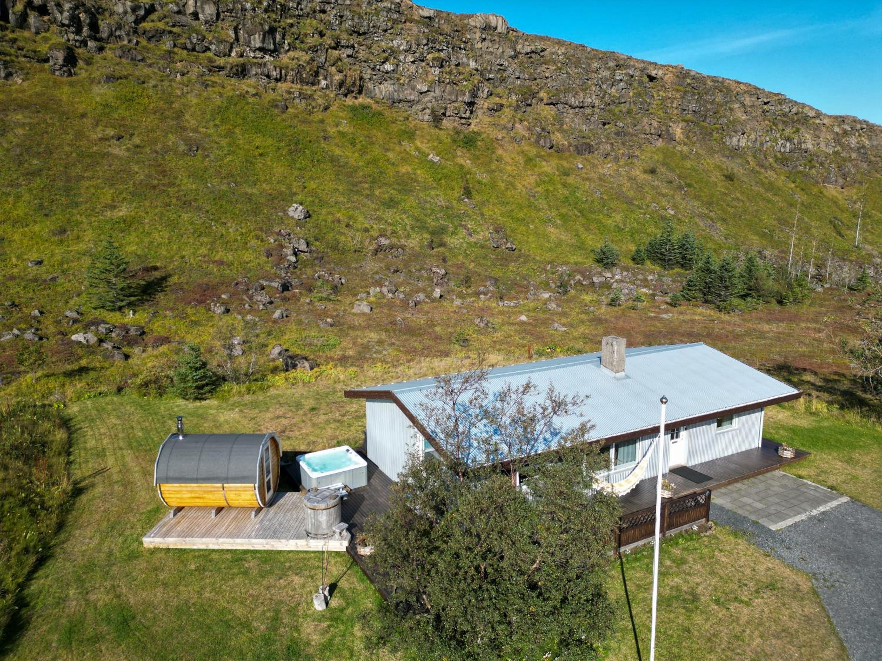 Kamburinn Cottage