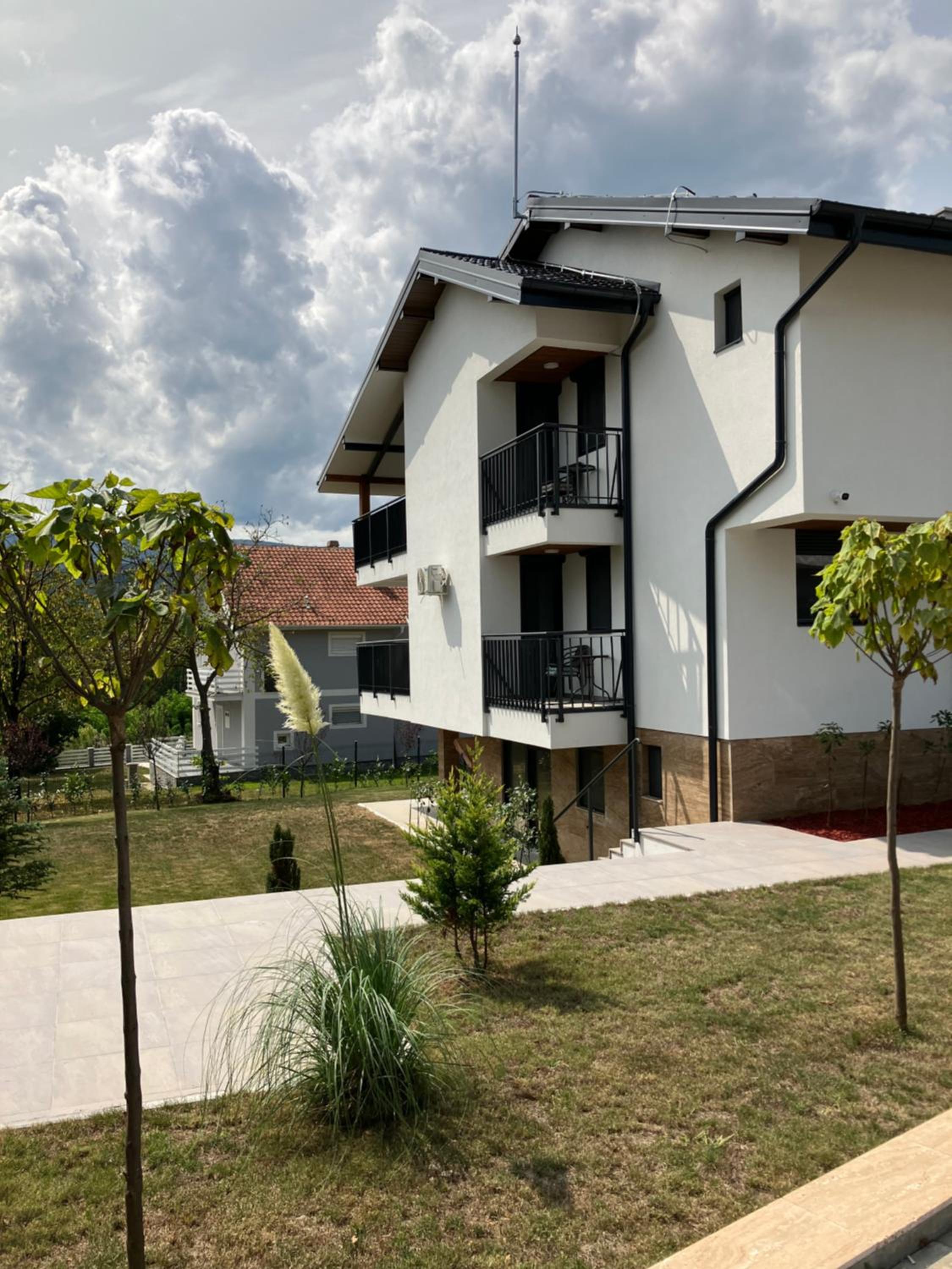 VILA SLAVA