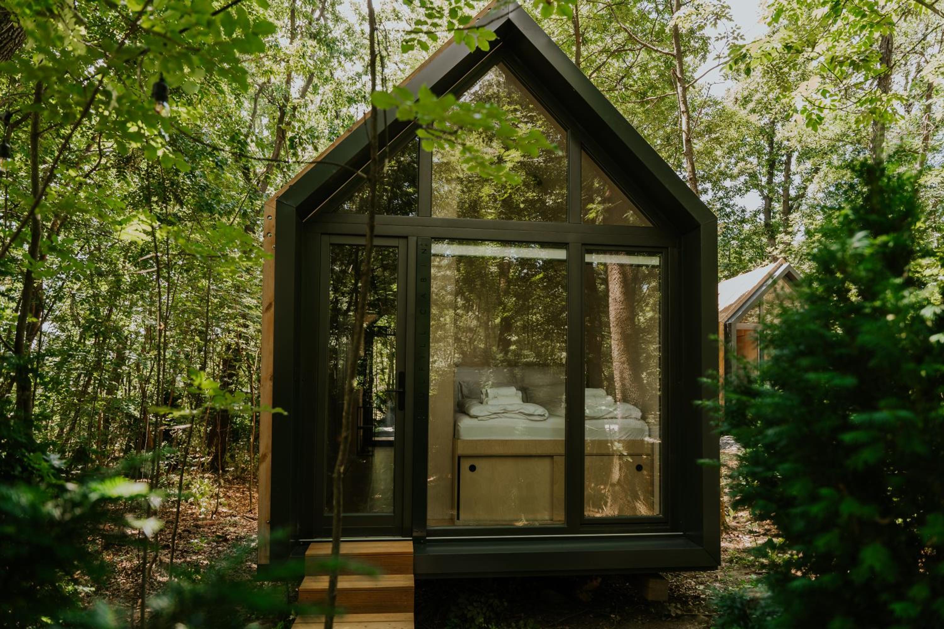 Slowood Cabins