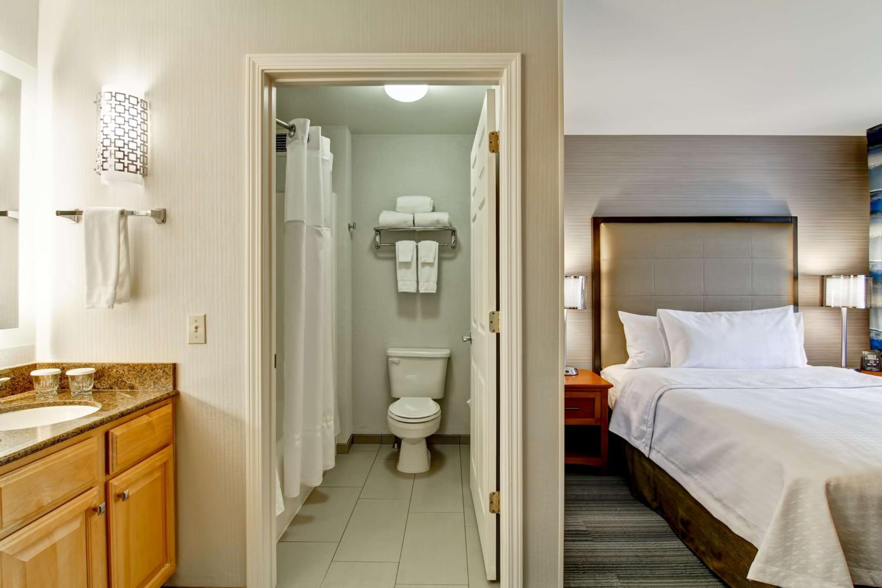 Homewood Suites by Hilton Stratford - Property Image 9
