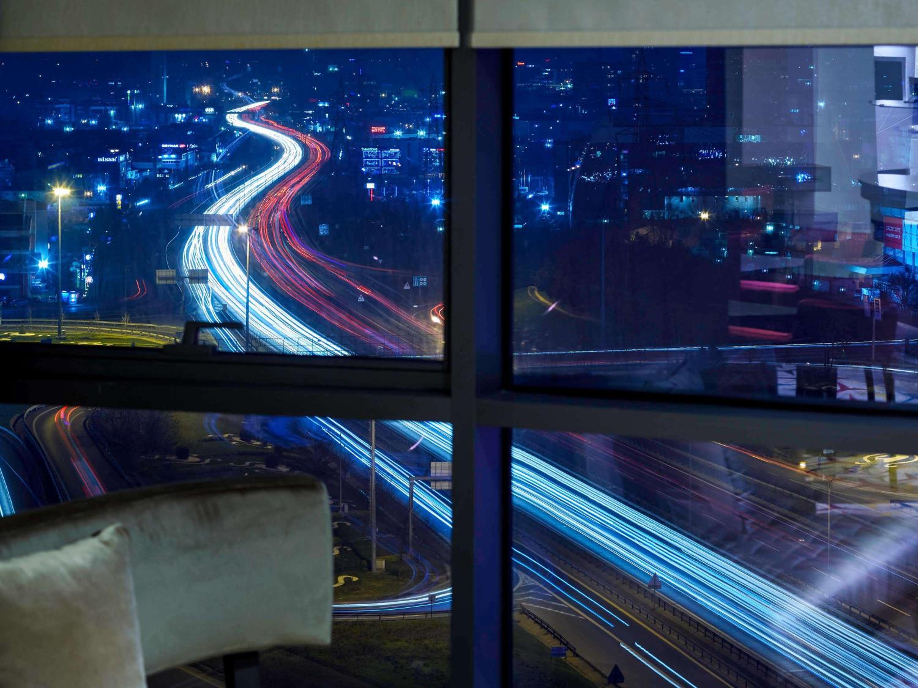 Pullman İstanbul Otel & Kongre Merkezi - Image 5