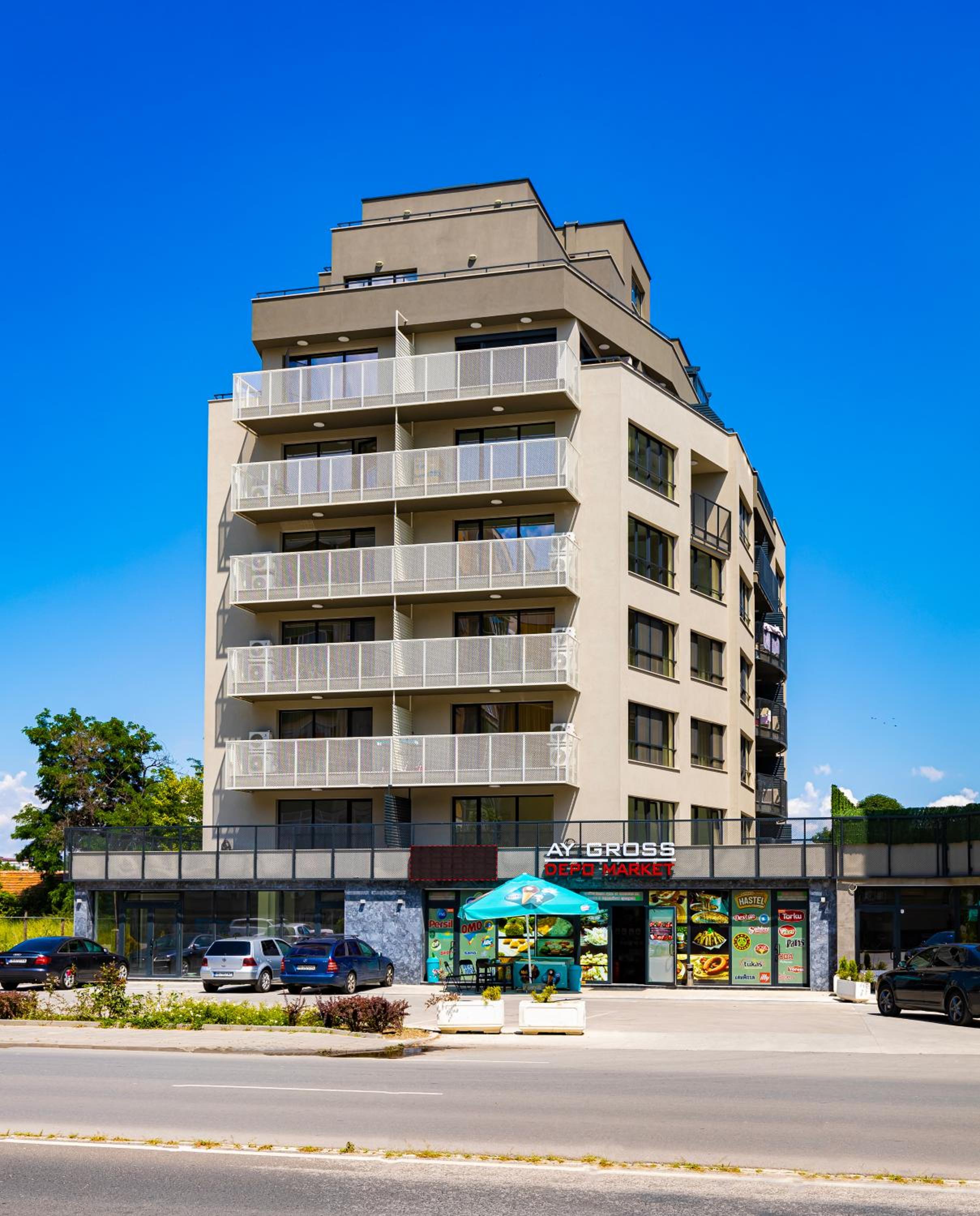 Urban Lux 3 ~ 1BD Flat in the heart of Plovdiv