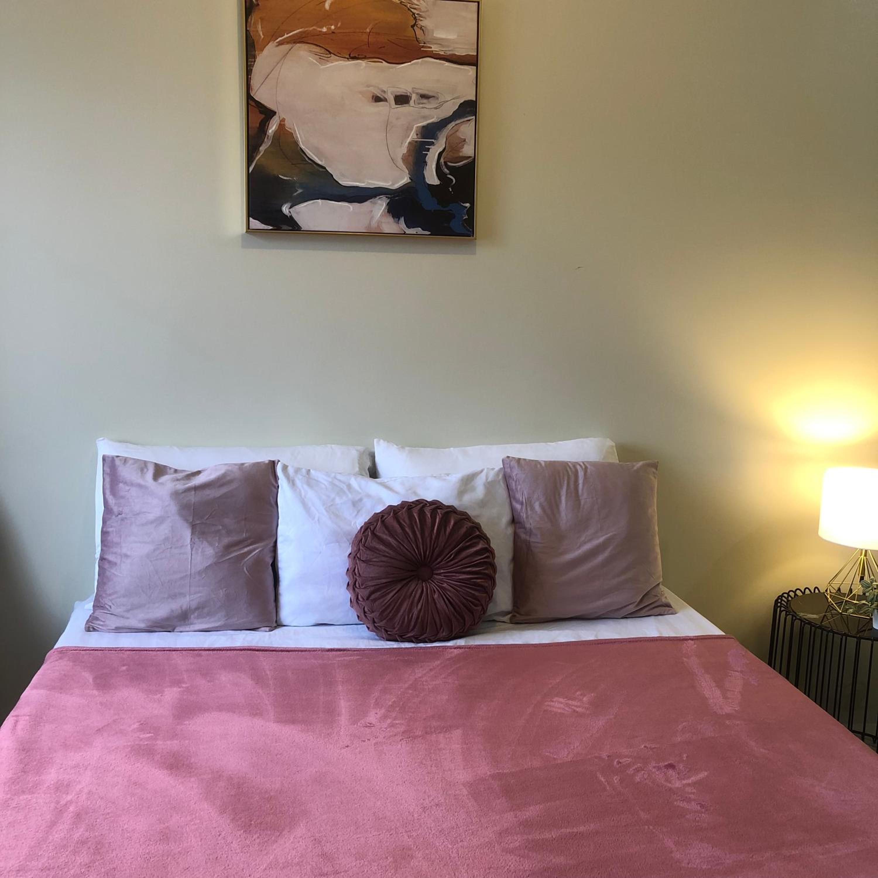 Brenthill Deluxe Room