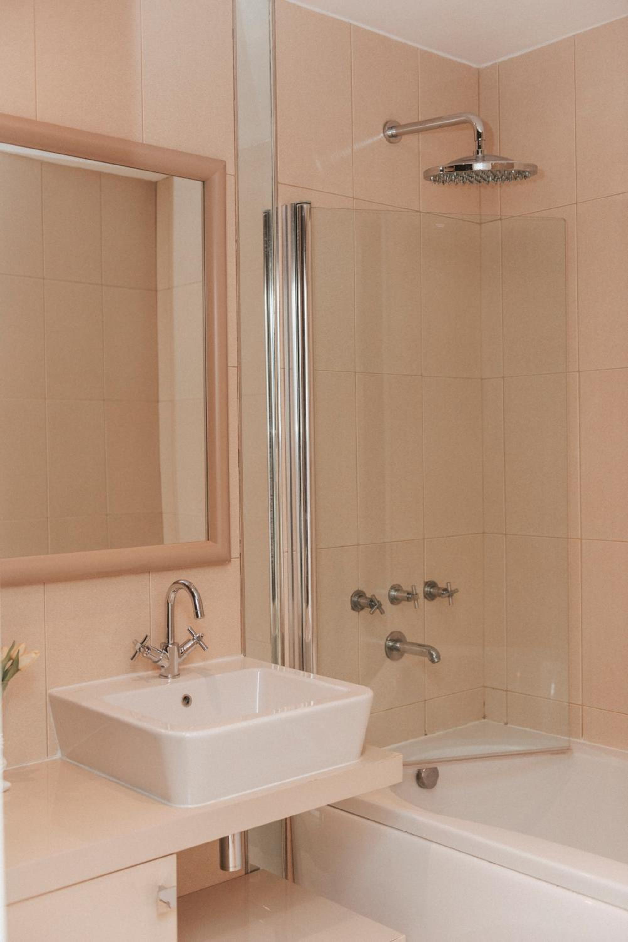 City Center Deluxe Apartments