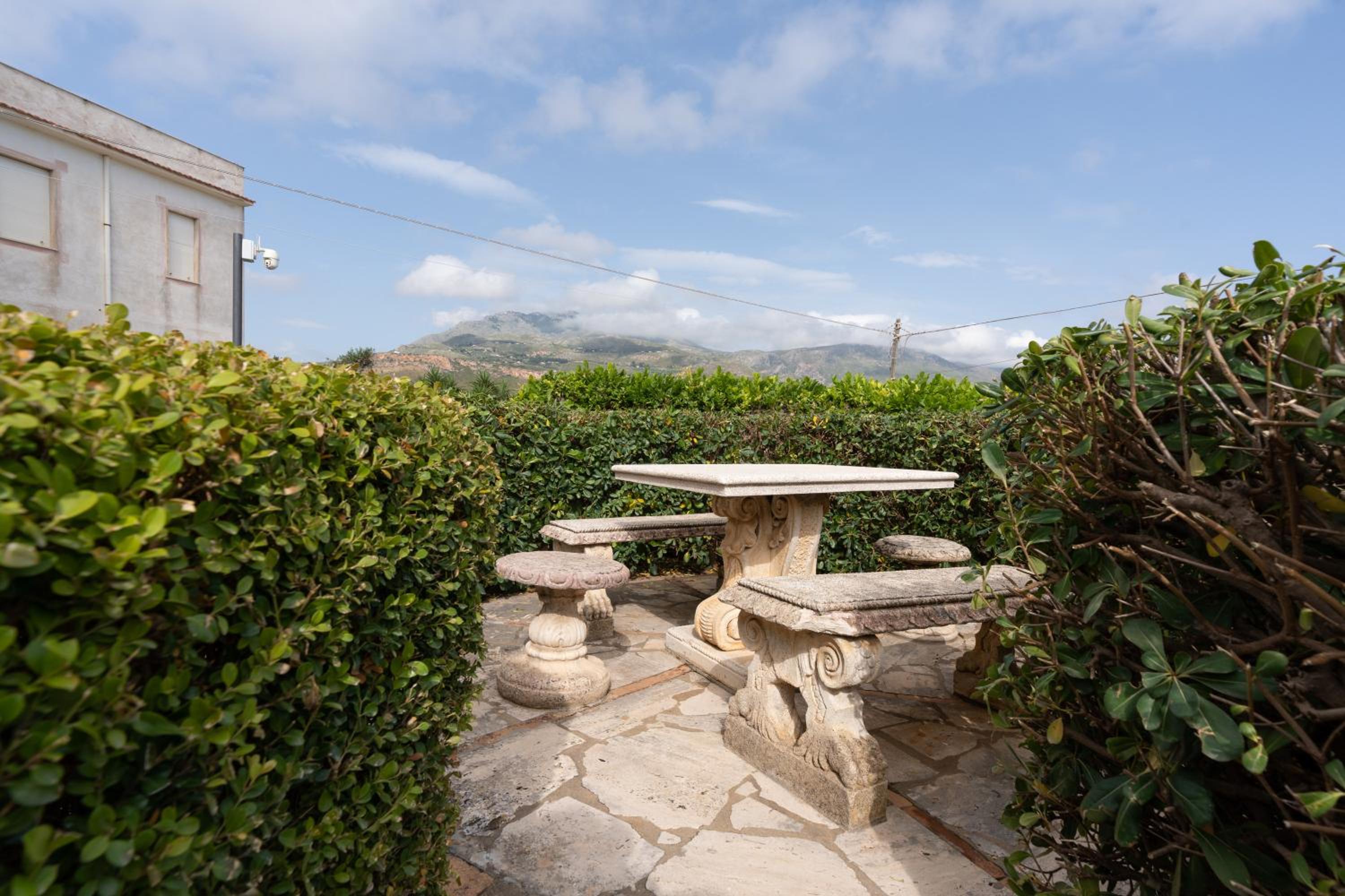Casa Gialla Scopello view 3