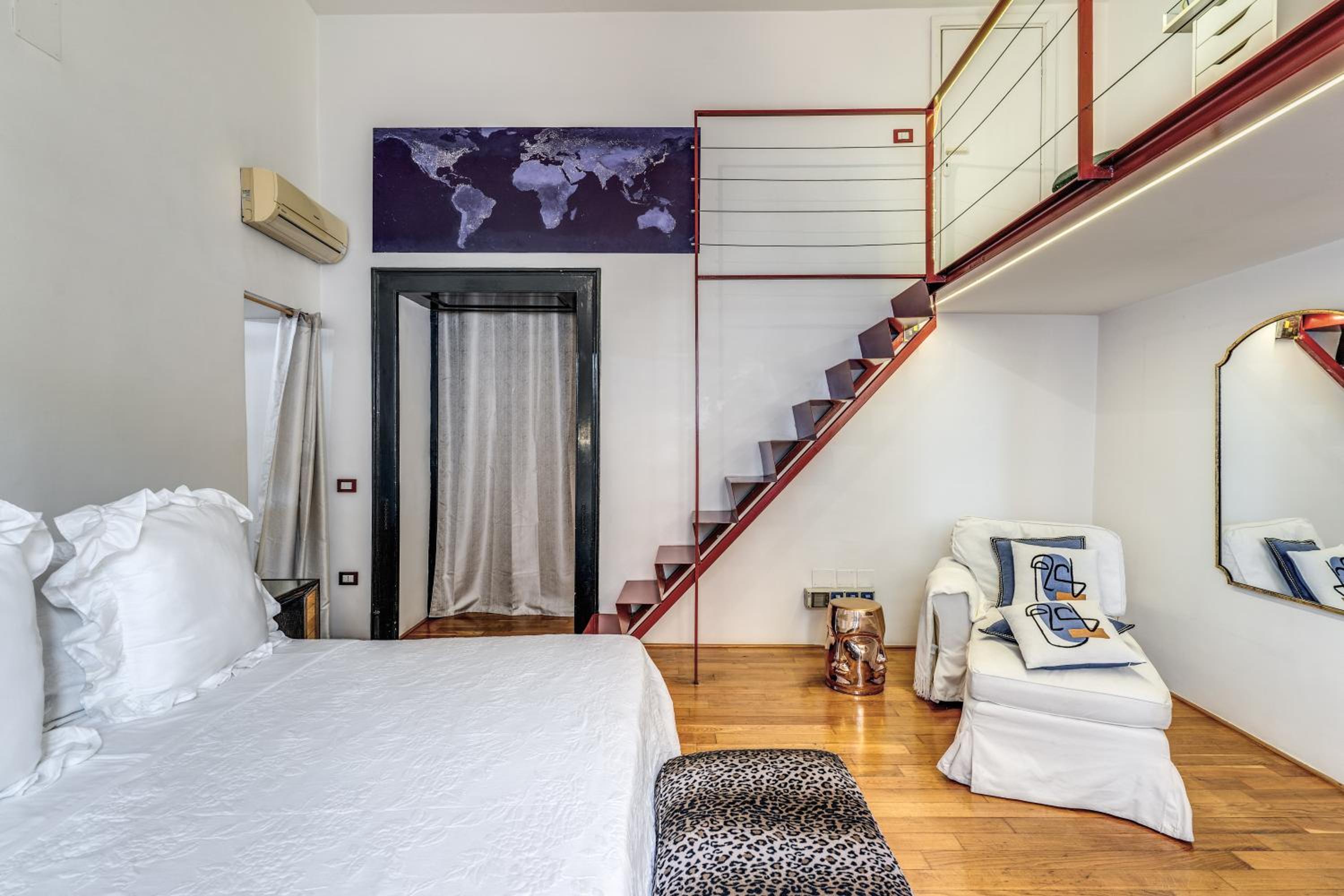 San Teodoro Apartment with Private Terrace