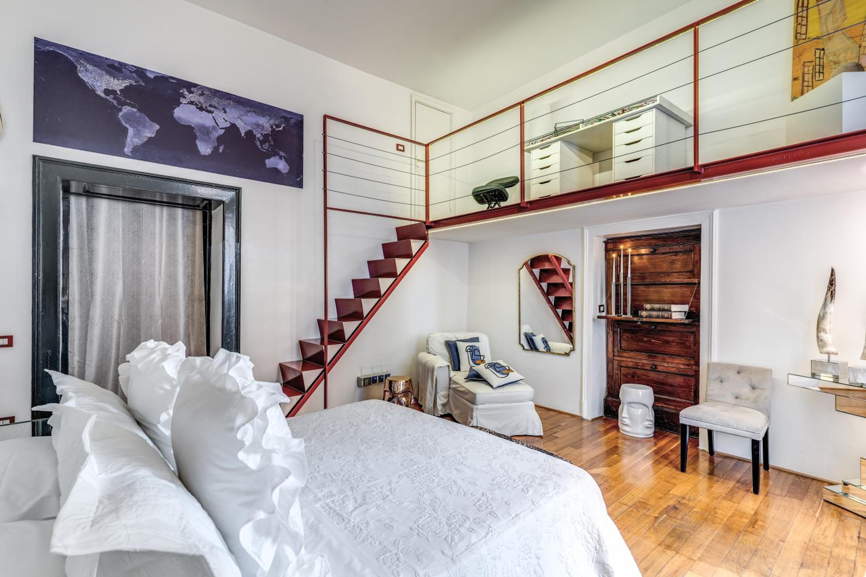 San Teodoro Apartment with Private Terrace