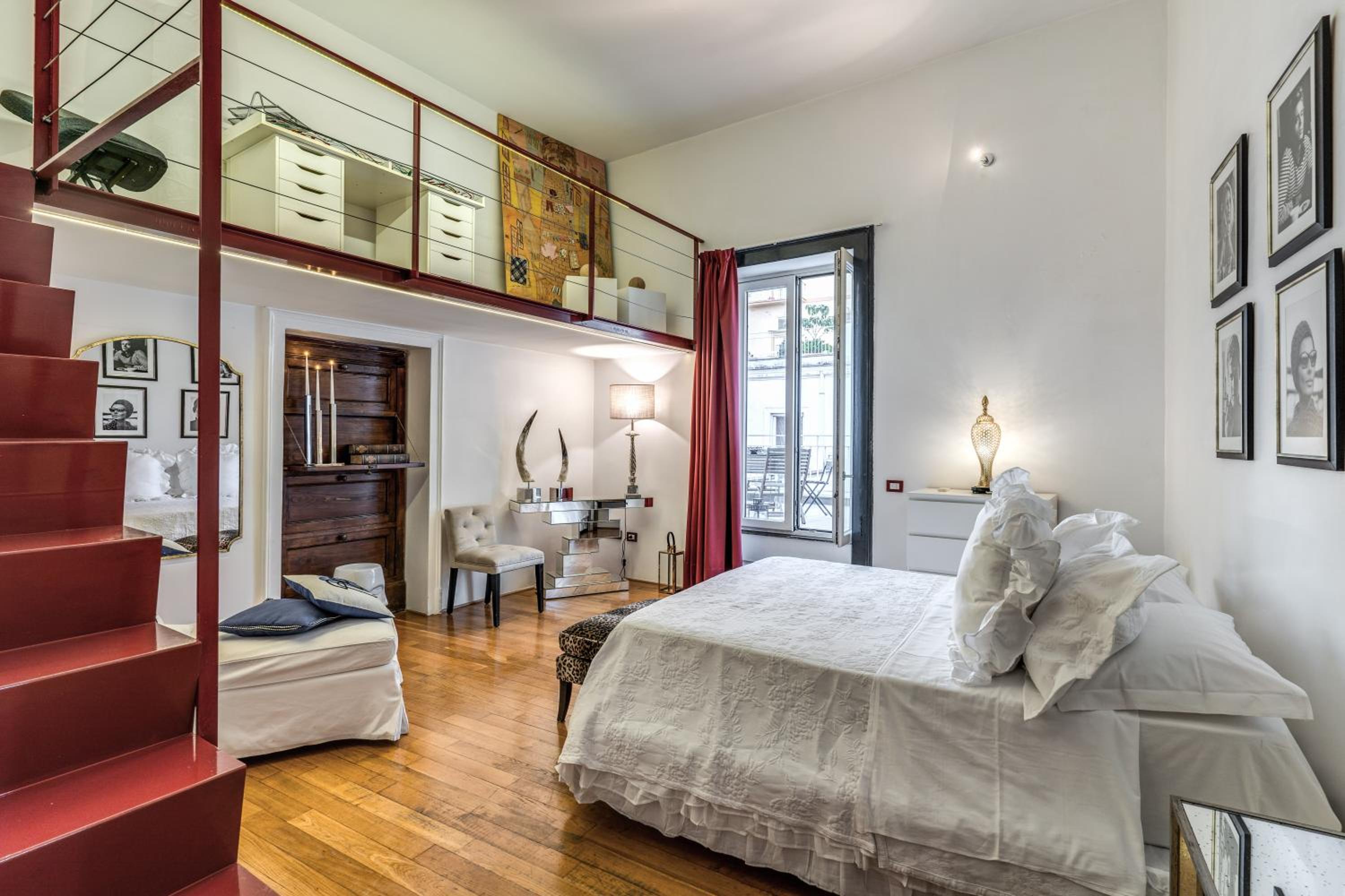 San Teodoro Apartment with Private Terrace