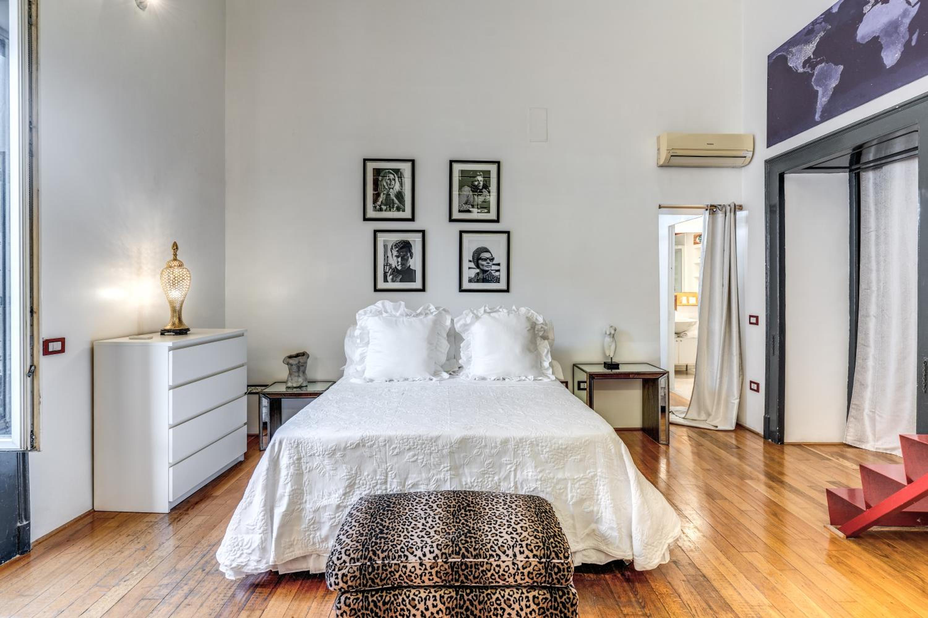 San Teodoro Apartment with Private Terrace