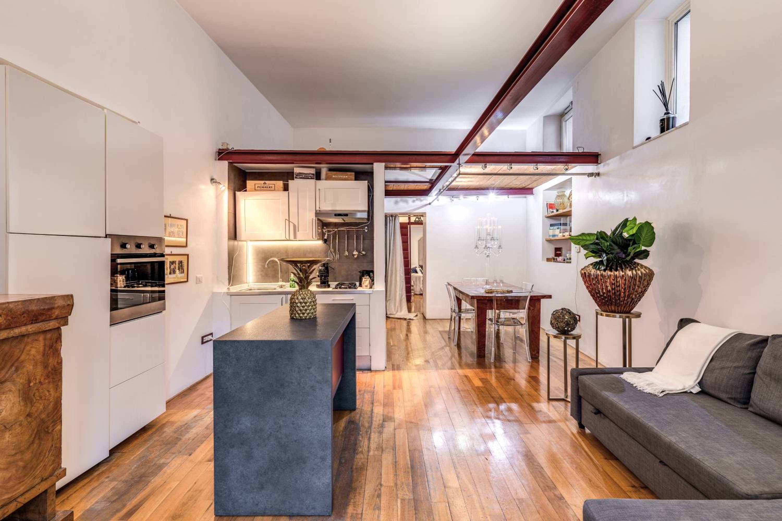 San Teodoro Apartment with Private Terrace