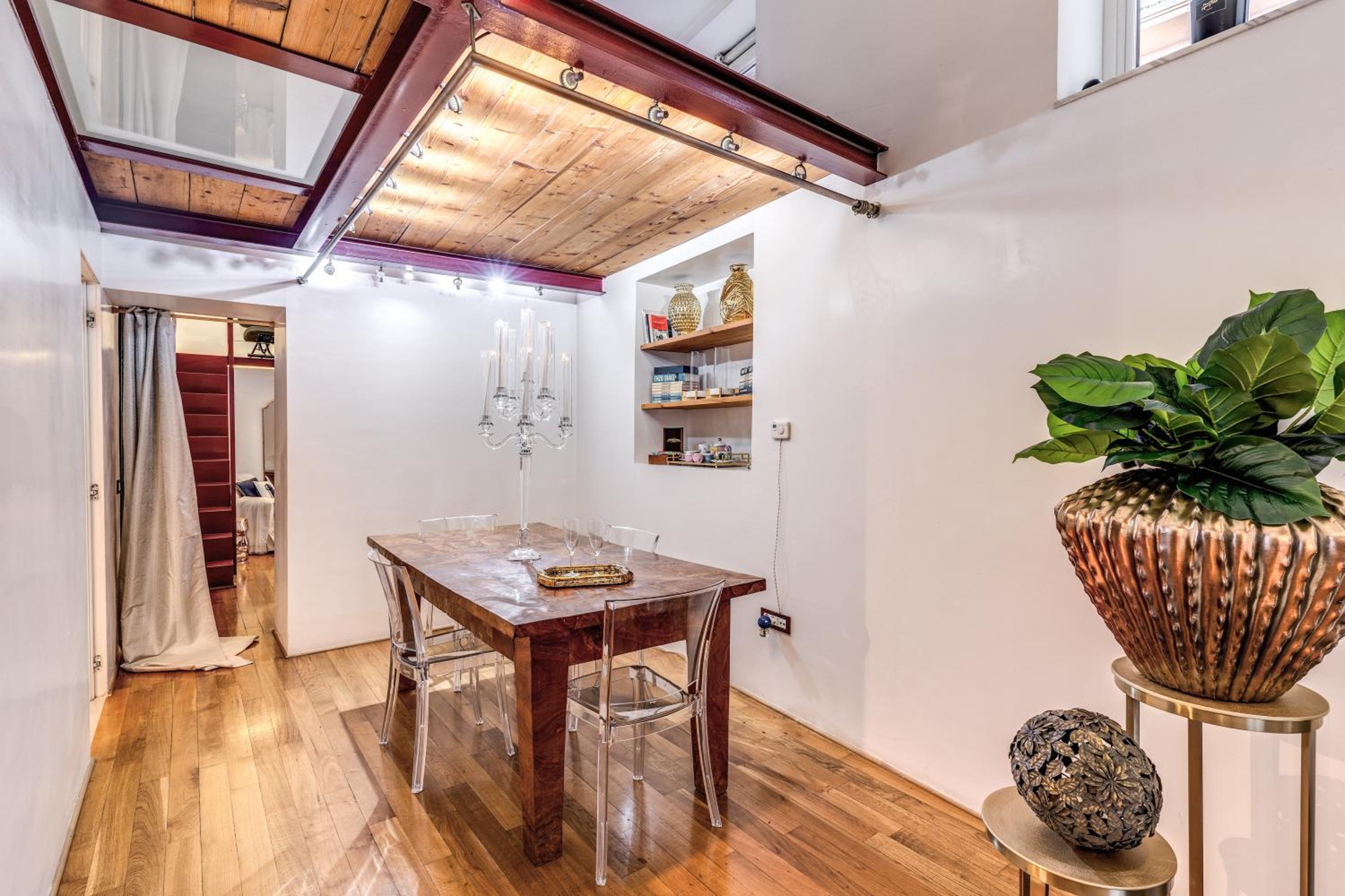 San Teodoro Apartment with Private Terrace