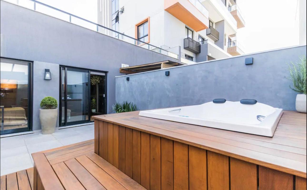 Garden exclusivo com Jacuzzi