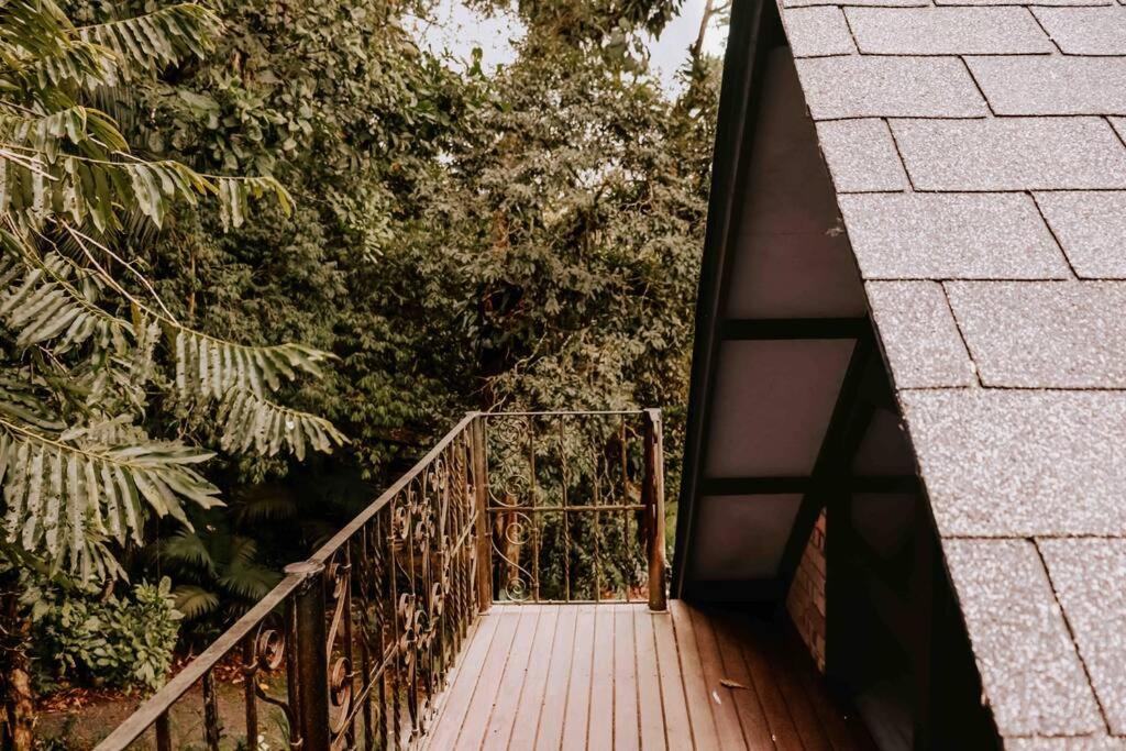 Casa de campo em Joinville com Hidro e café da manhã