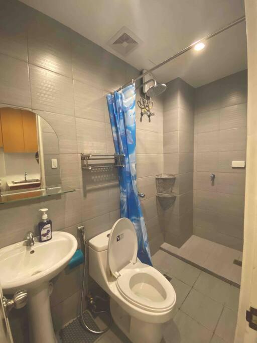 Condo in Tomas Morato, Quezon City view 2