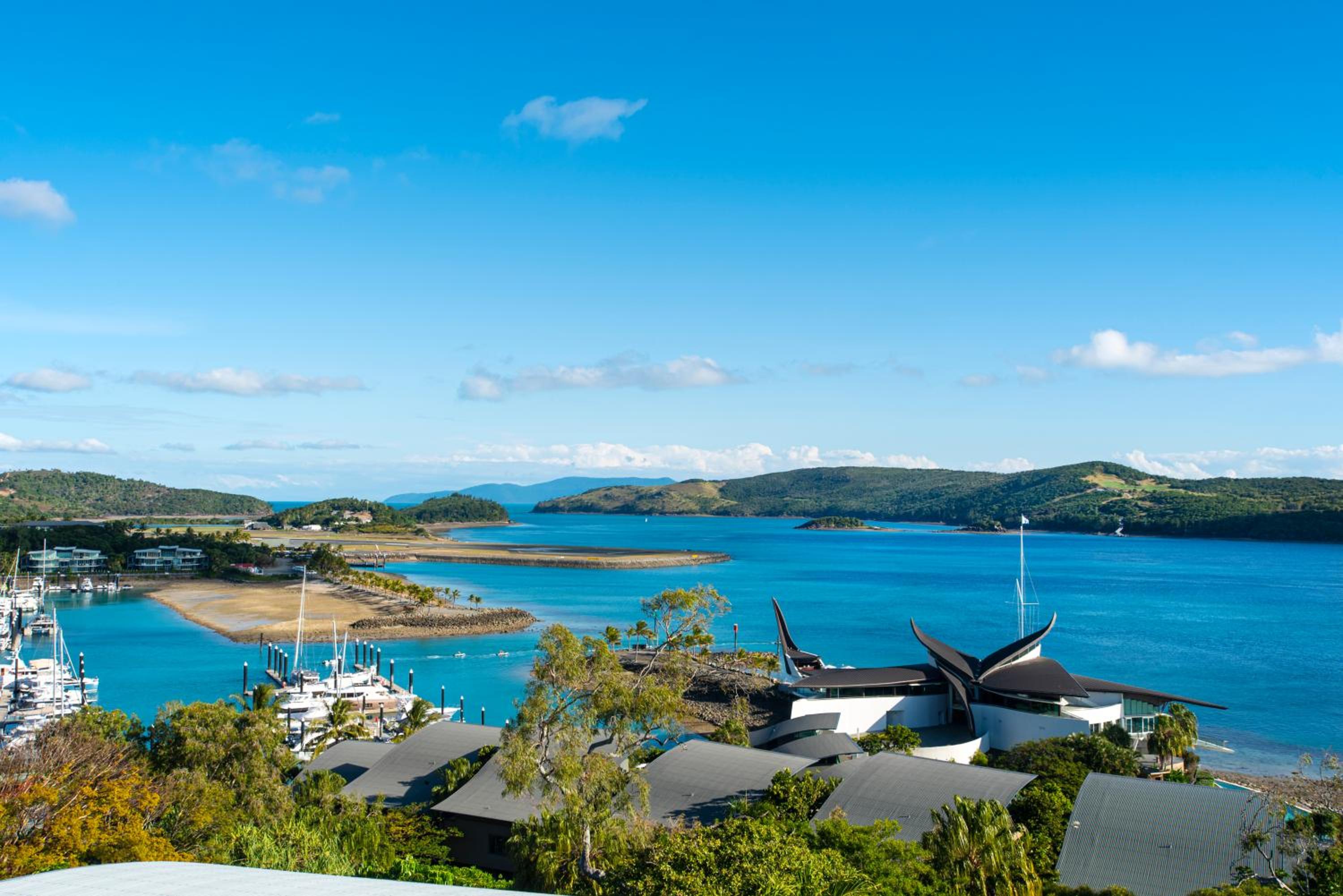 Casuarina Cove 14 & Free Buggy - Hamilton Island