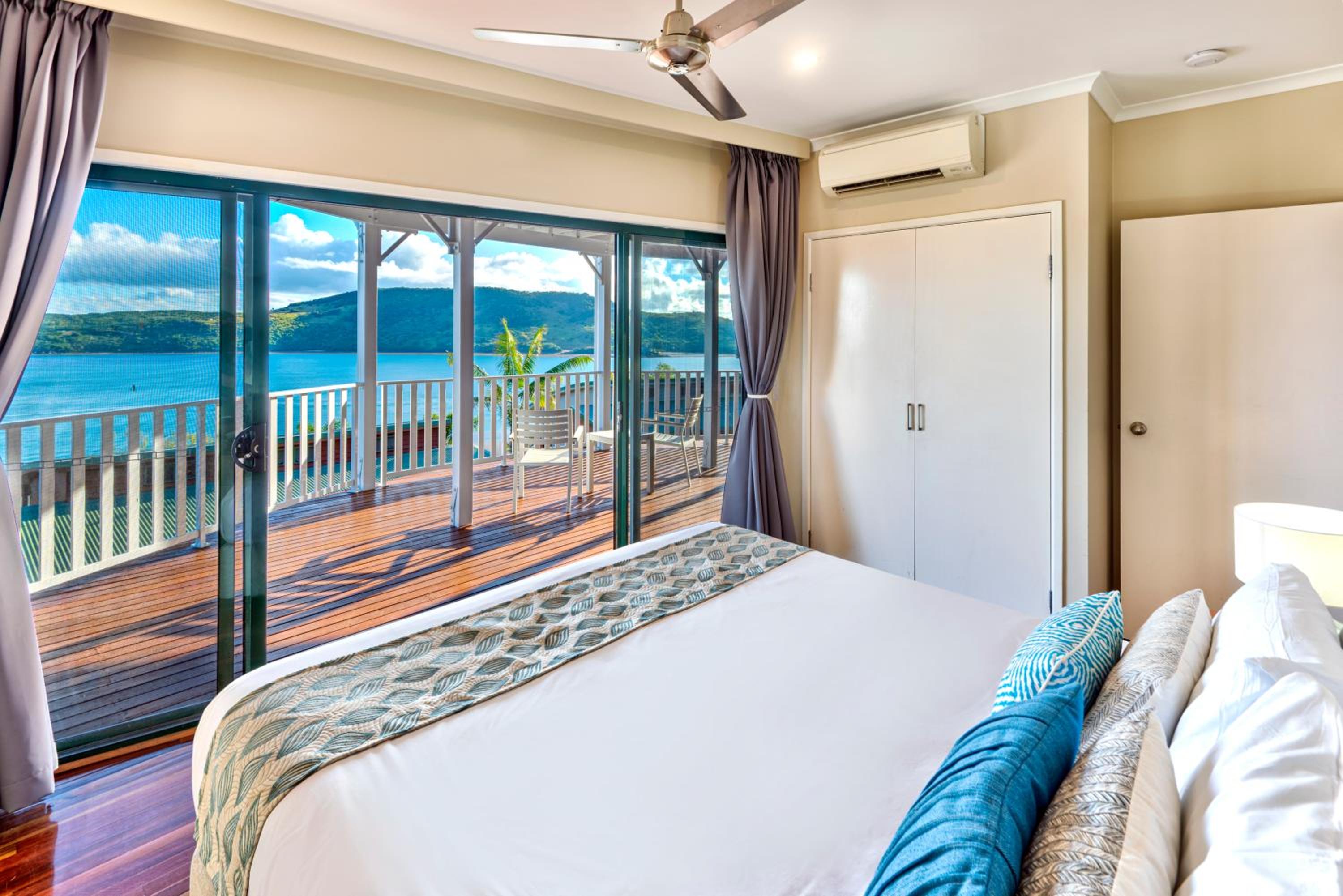 Casuarina Cove 14 & Free Buggy - Hamilton Island