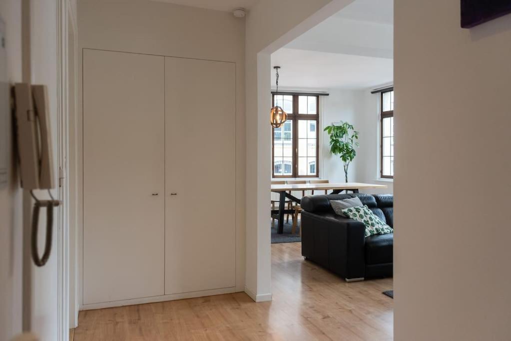The View - spacious 2 bdr appt in with view