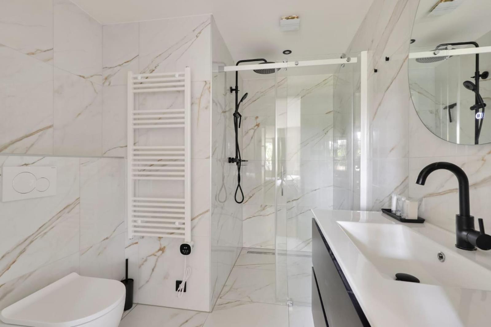 Huisje Wenum - Apeldoorn met jacuzzi view 3