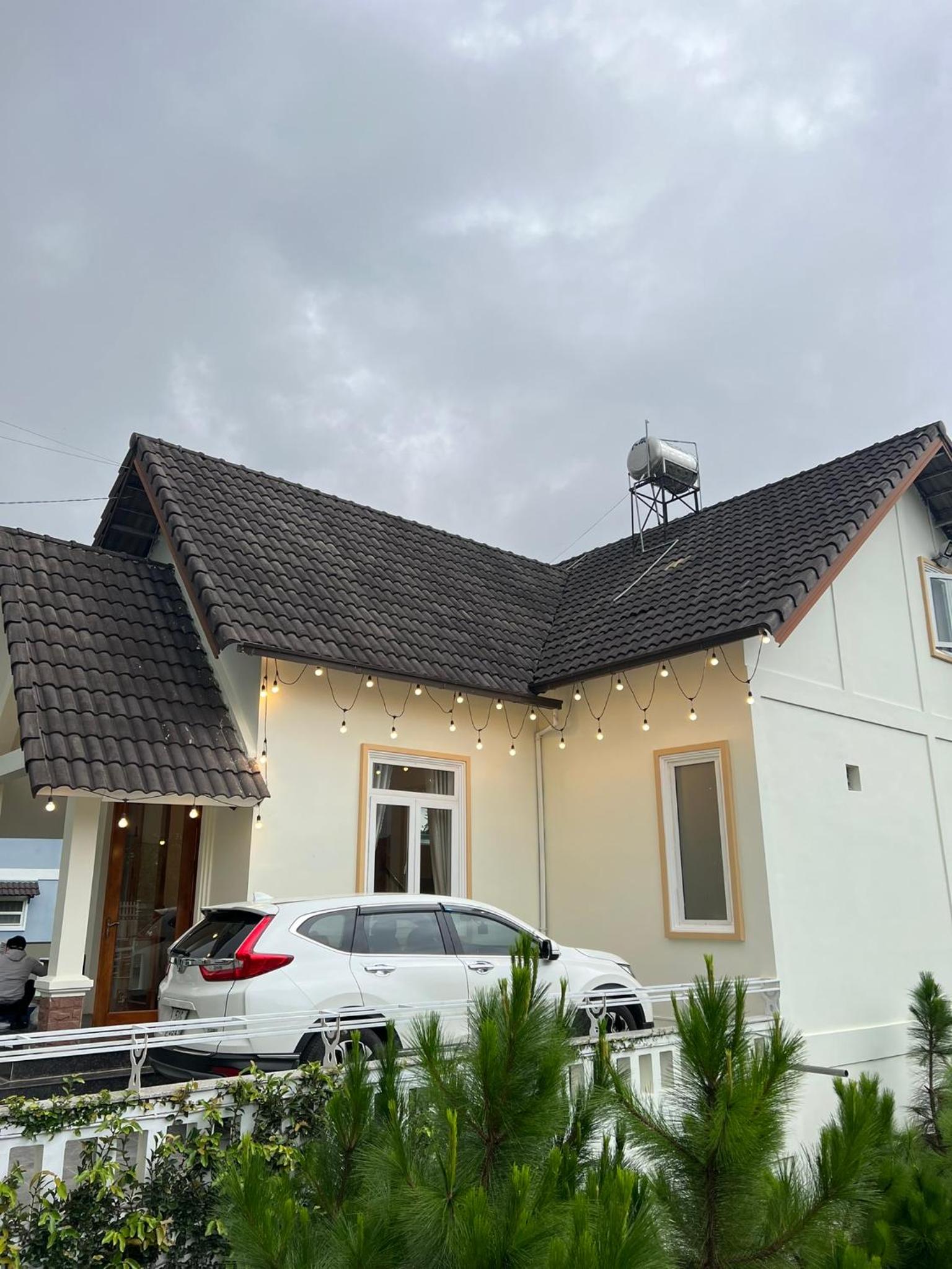 Chimote House view 3