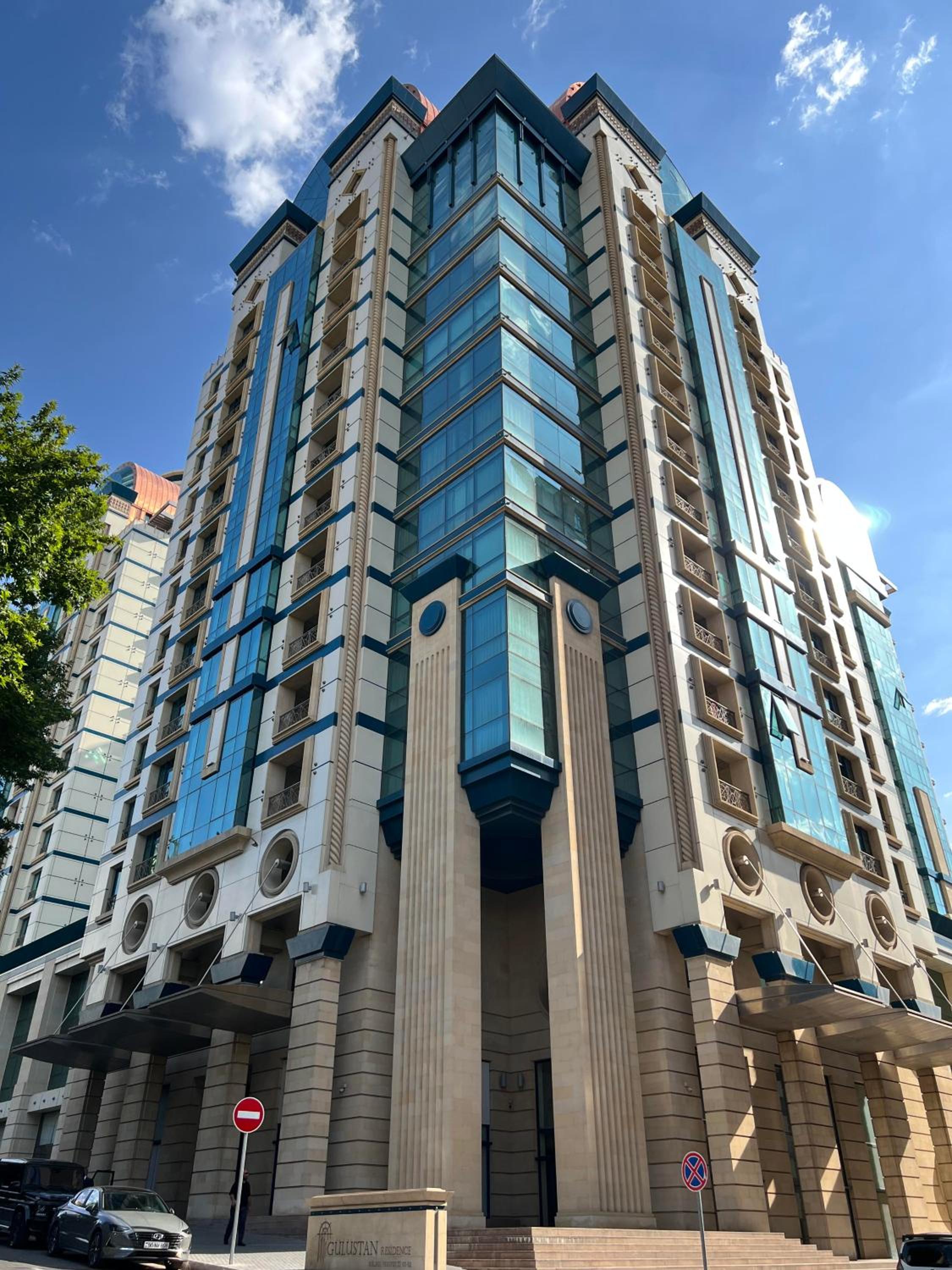 City Center Deluxe Apartments